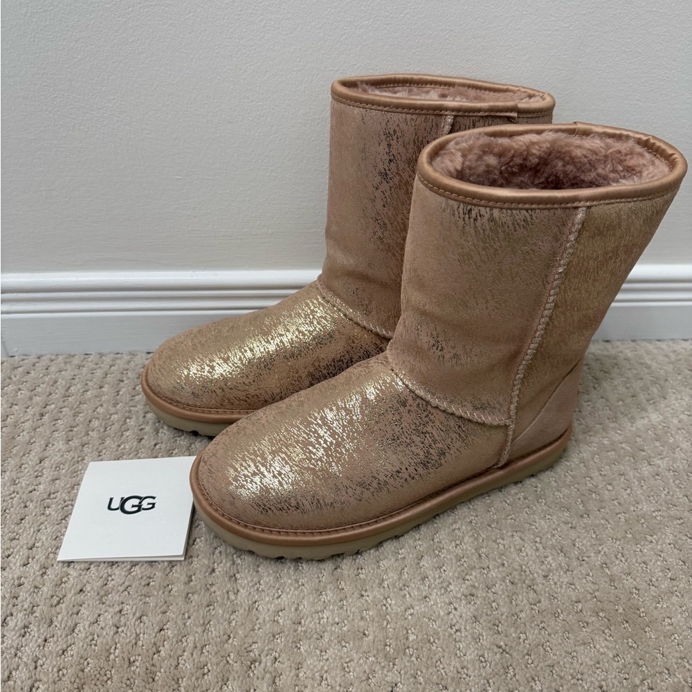Women’s Ugg boots size 8
